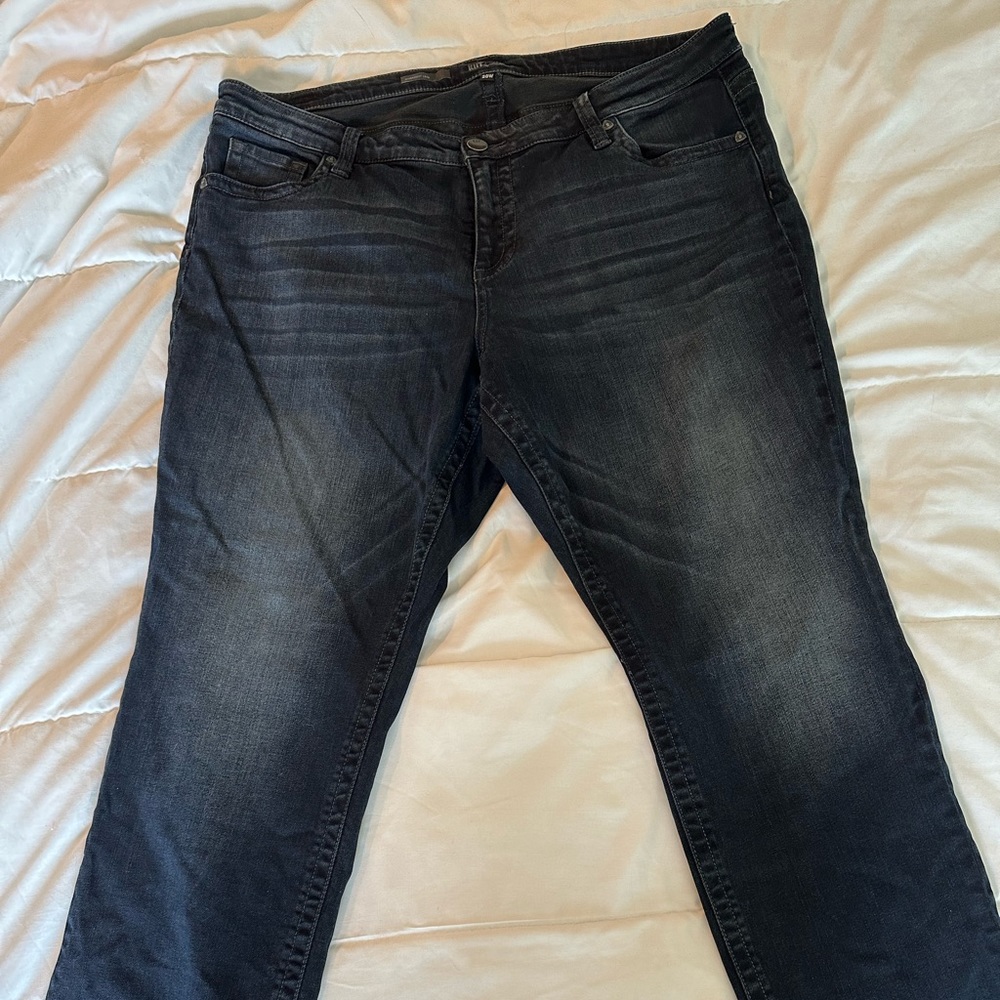 Kut dark denim Jean women’s size 20